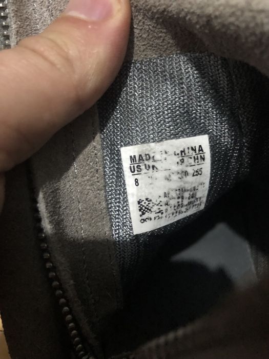Adidas Yeezy Boost 750 “Light Brown/Gum” – Mărimea 41 1/3 EU