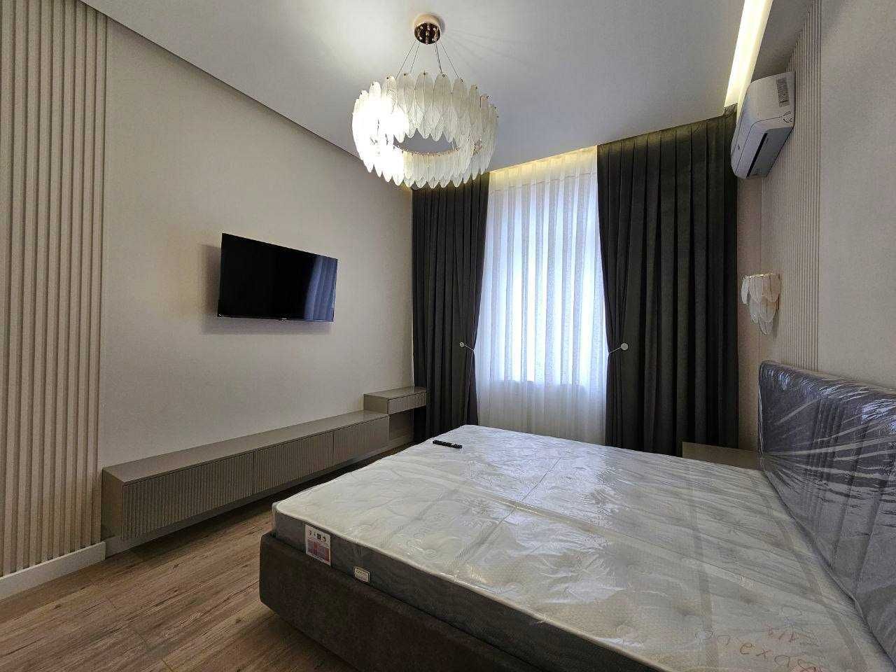 Сдаётся новая 4х комнатная квартира на Новомосковая!