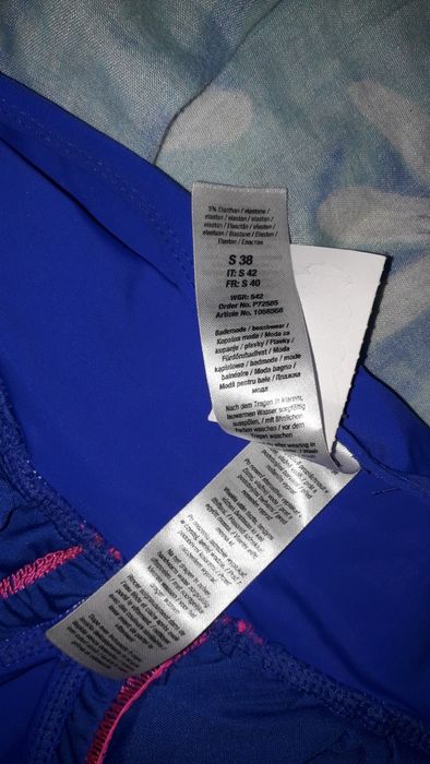 Top costum baie nou 38