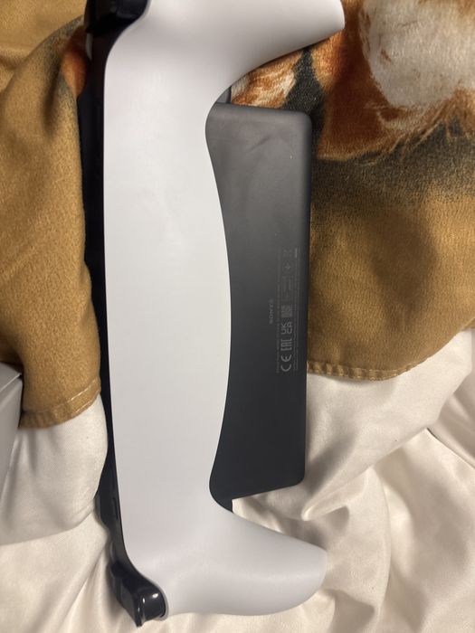 Este nou îl vând din cauza că nul am folosit