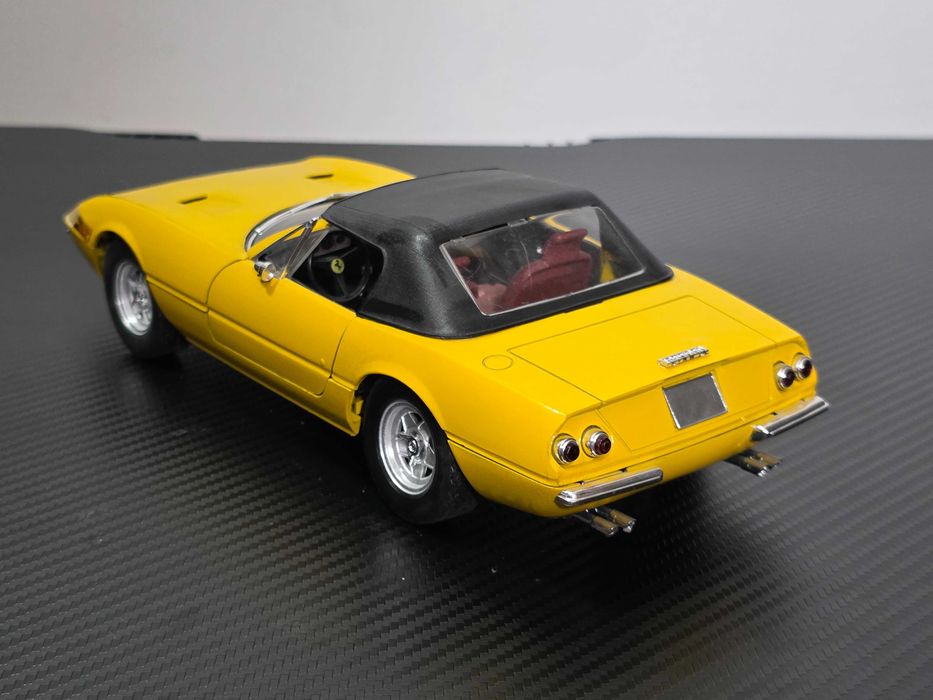 Macheta Auto 1/18 Solido Ferrari 365 GTS Cabrio Galben