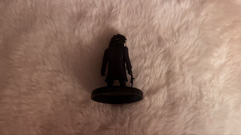 Фигурка Joker.