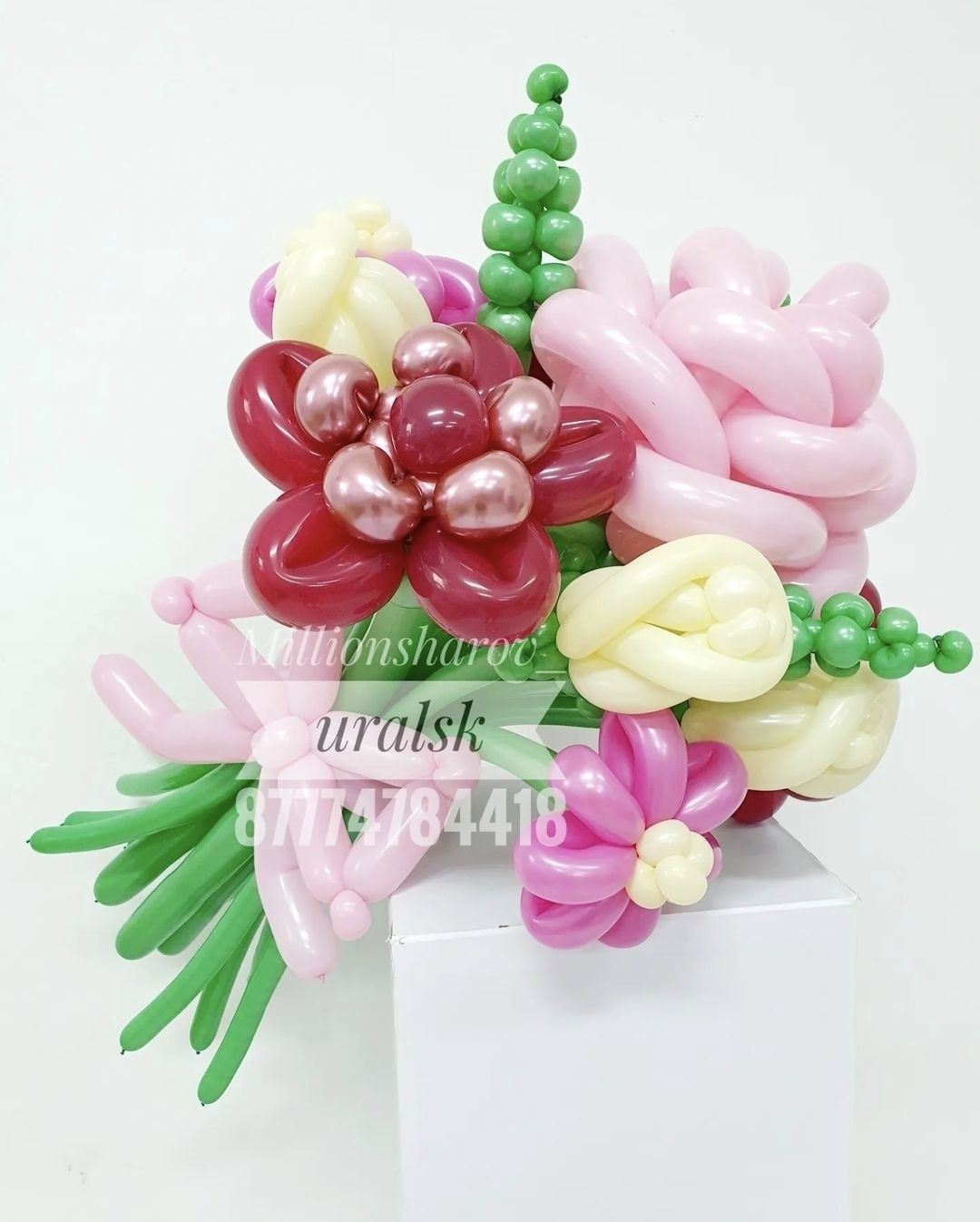 Воздушный букет, цветы из шаров, подарок, шары, шарики, цветы, букет
