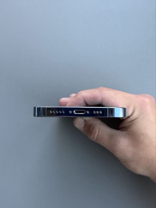 Iphone 13 pro - 256gb - 100% baterie - impecabil