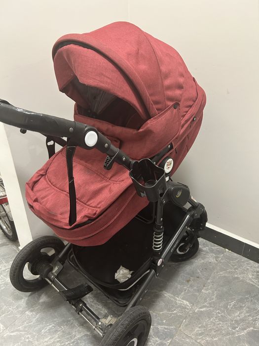 Продаю б/у детскую коляску в отличном состоянии.