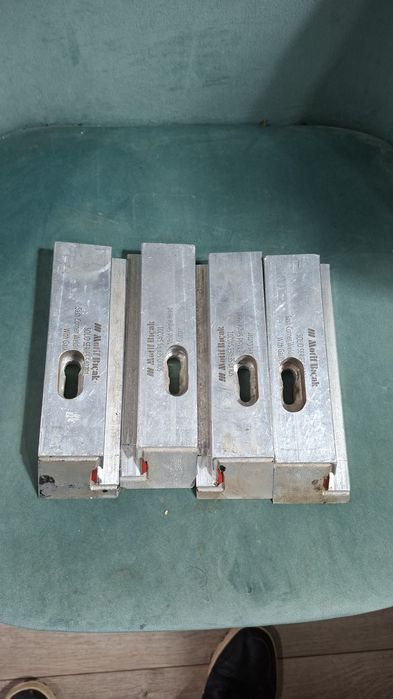 Masina debitat  pvc si aluminiu