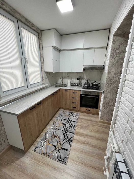 Сдаётся КЛАССНАЯ квартира ор-р м.Новза 3-ком/1/5 Чиланзар-2кв 977