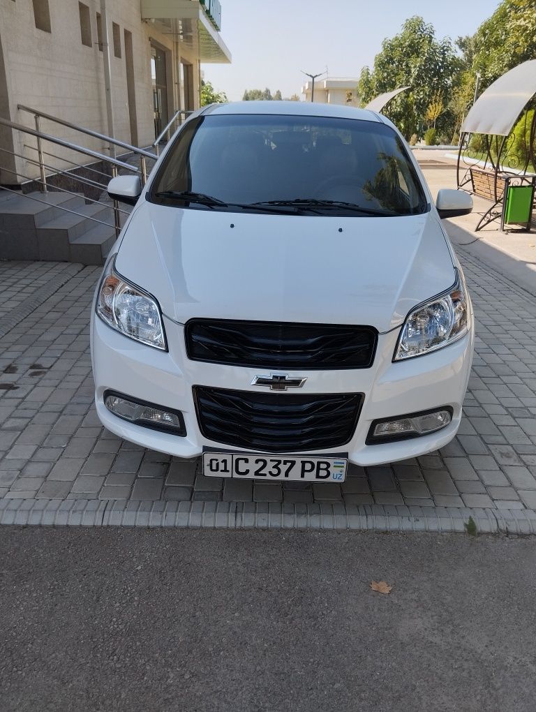 Neksa 3 sotiladi