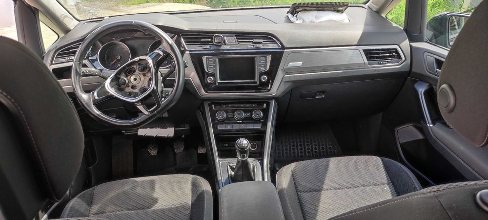 Dezmembrez Touran 2 II 2016-prezent 2.0 TDI 150 cp DFEA cv QFZ LC9X