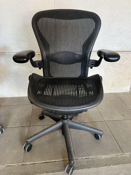 Herman Miller Aeron size B