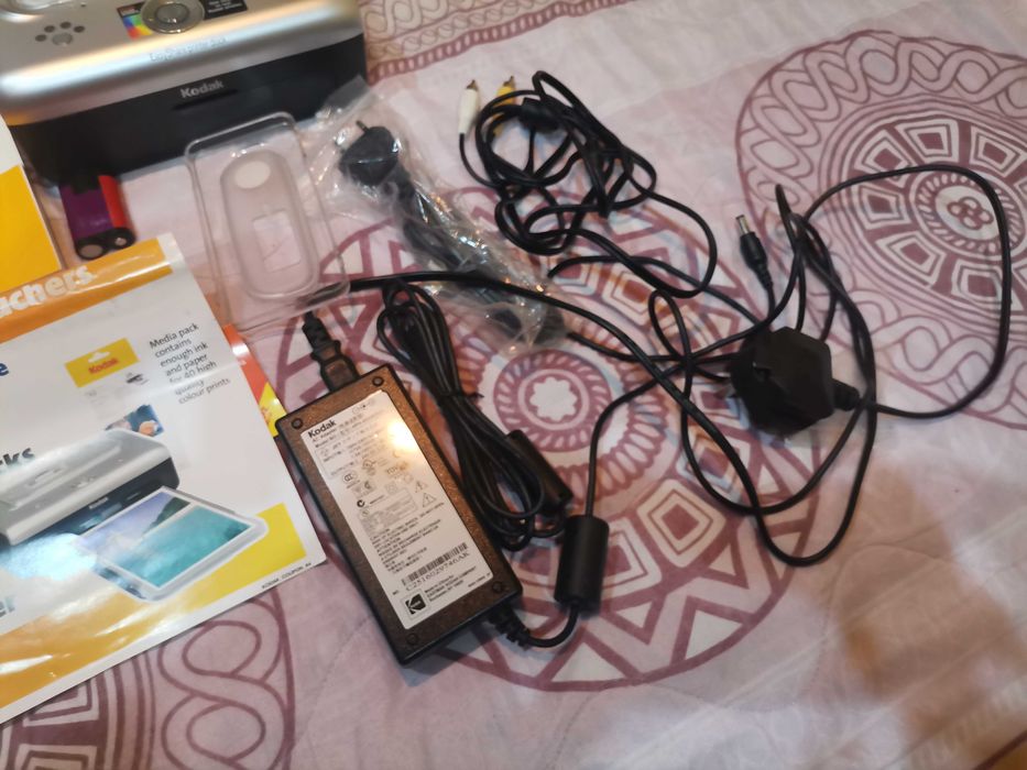 Система за моментални снимки, Англия