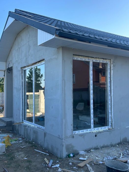 Realizez tamplarie pvc la comanda