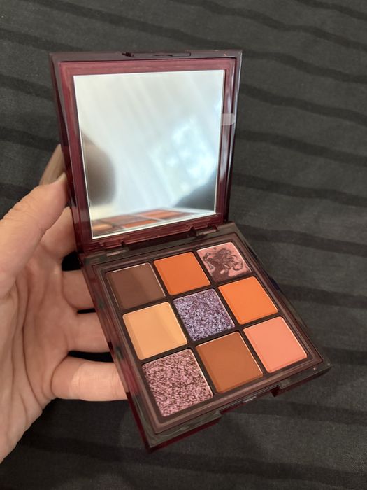 Paletă de machiaj - Huda Beauty