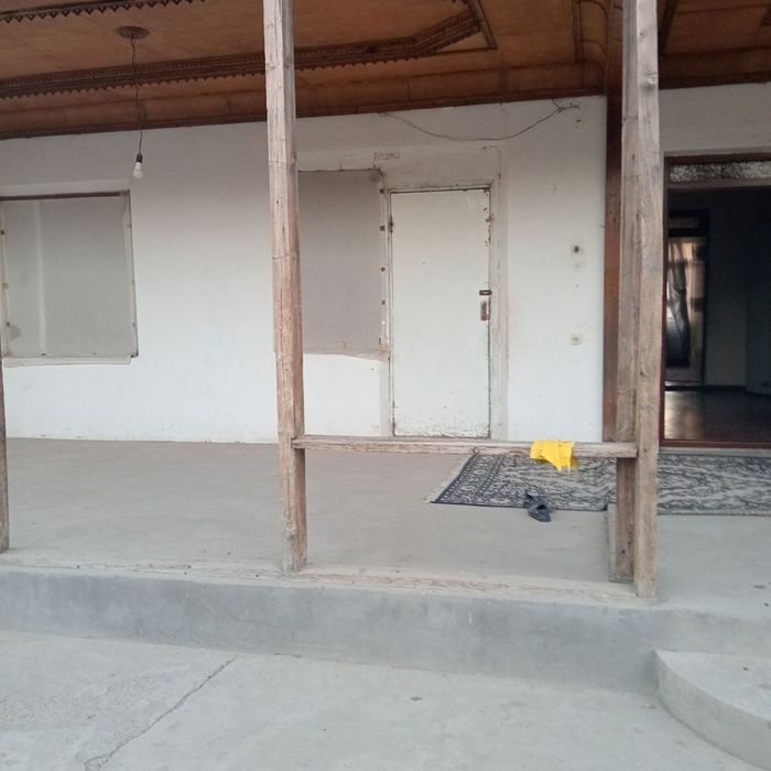 •Продается участок× 6•сотих  5 комнат