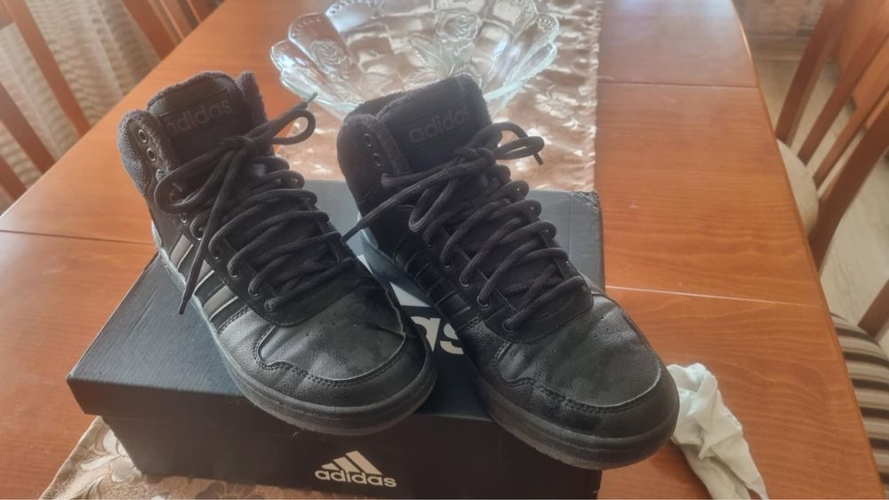 Кечове Adidas.