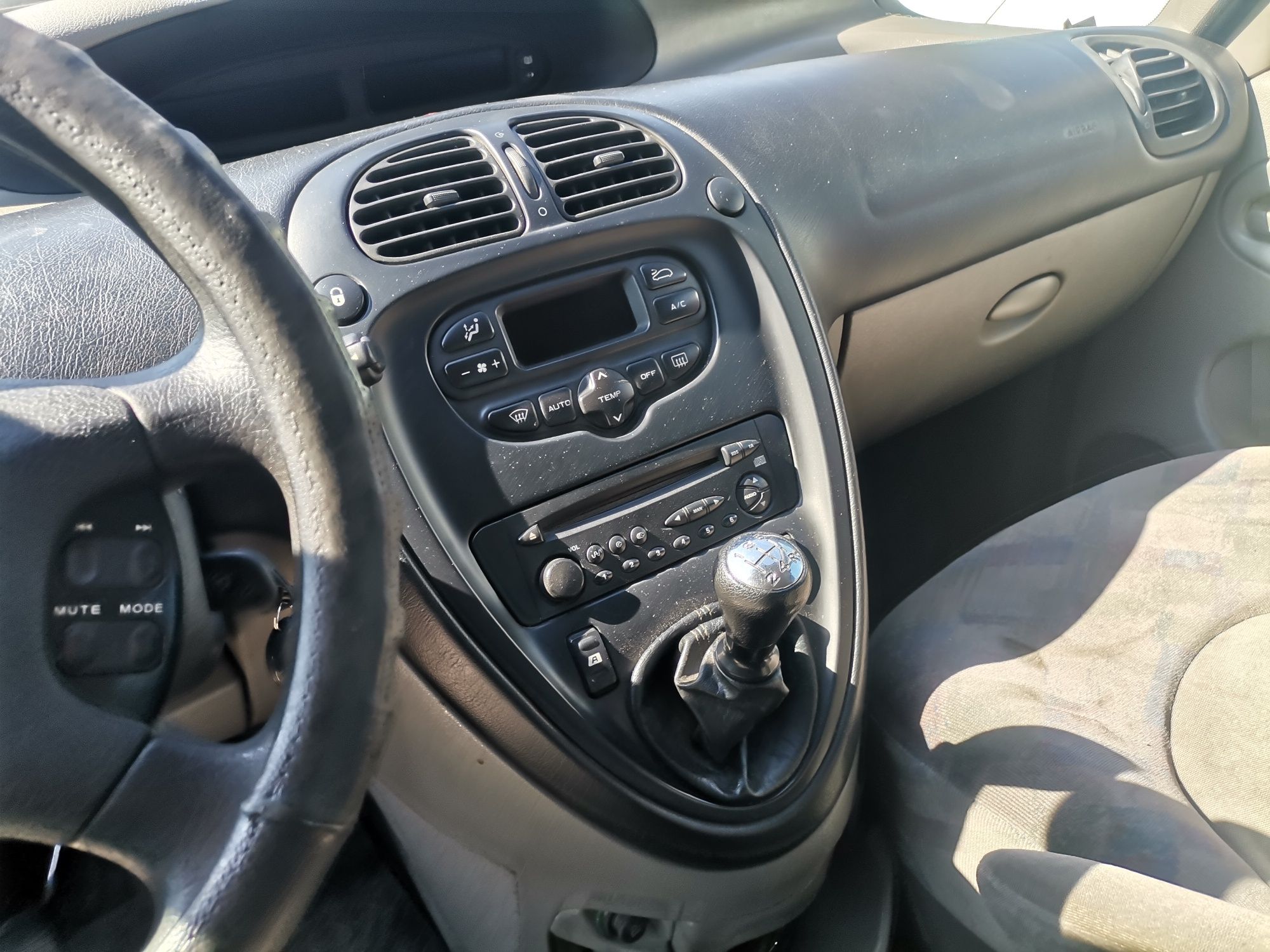 Citroen xsara picasso 1.8 на части