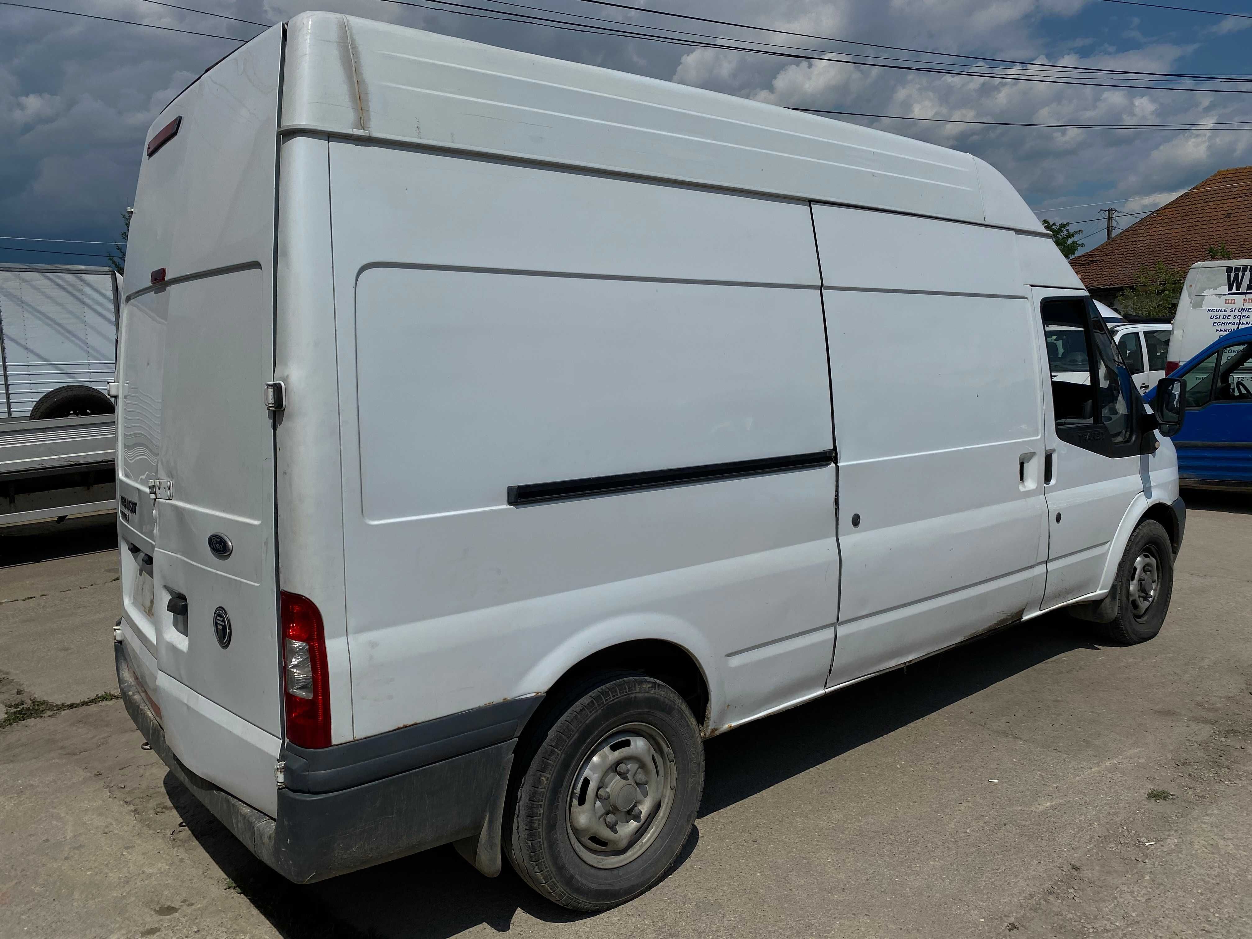 Dezmembrez FORD TRANSIT 2.4 TDCI 101 CP PHFA 2007 EURO 4