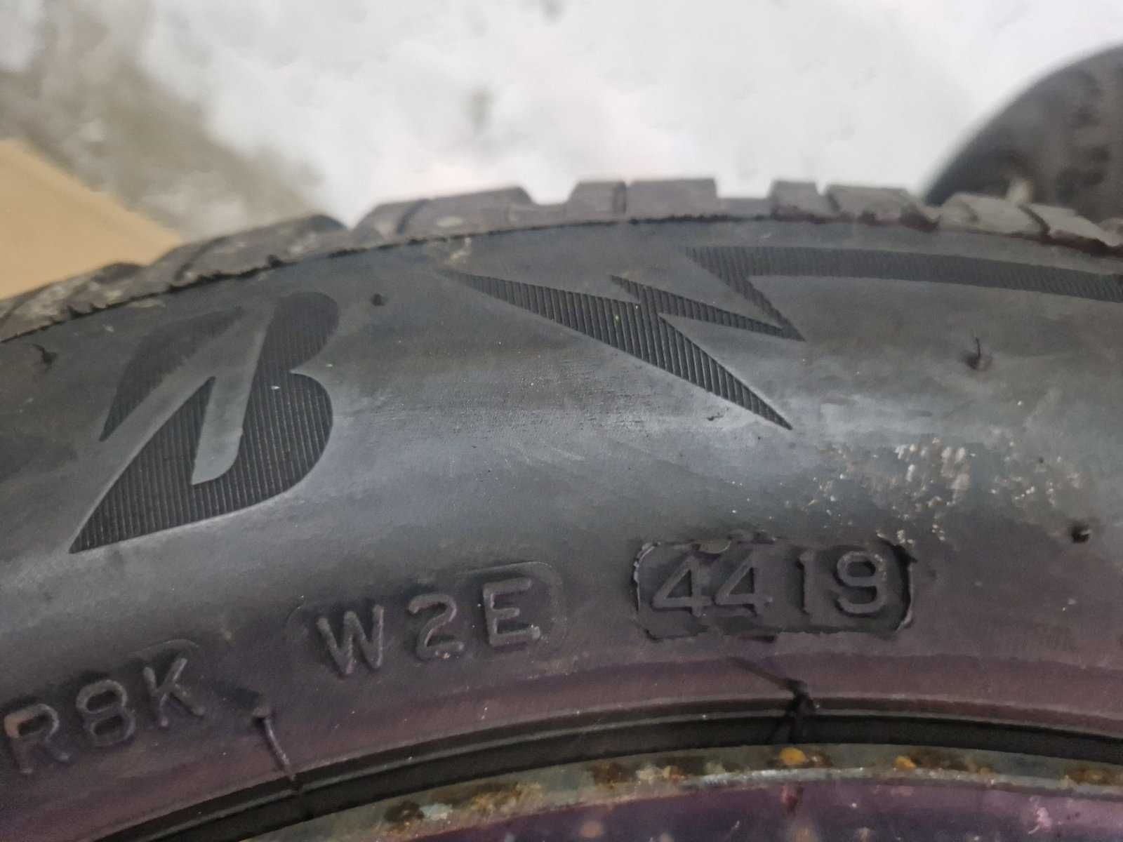 2 Bridgestone R16 205/55/ 
всесезонни гуми 
DOT4419