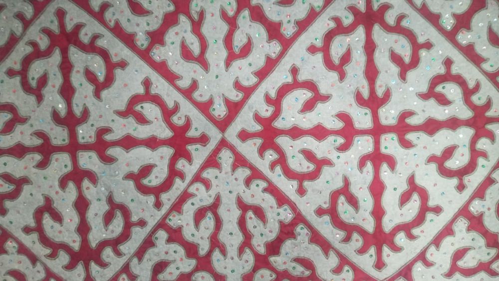 Таза қой жүнінен жасалған түскиіз