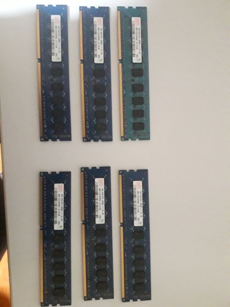 Placute RAM 1GB DDR3