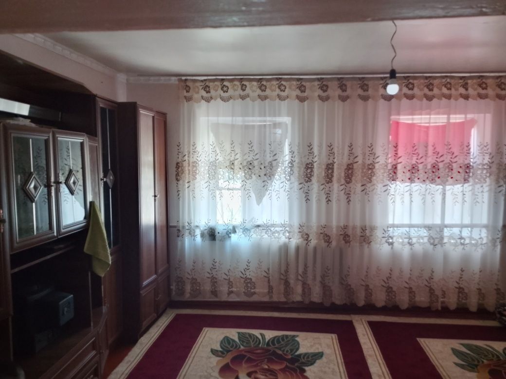 Уй сатылады Гоне каладан