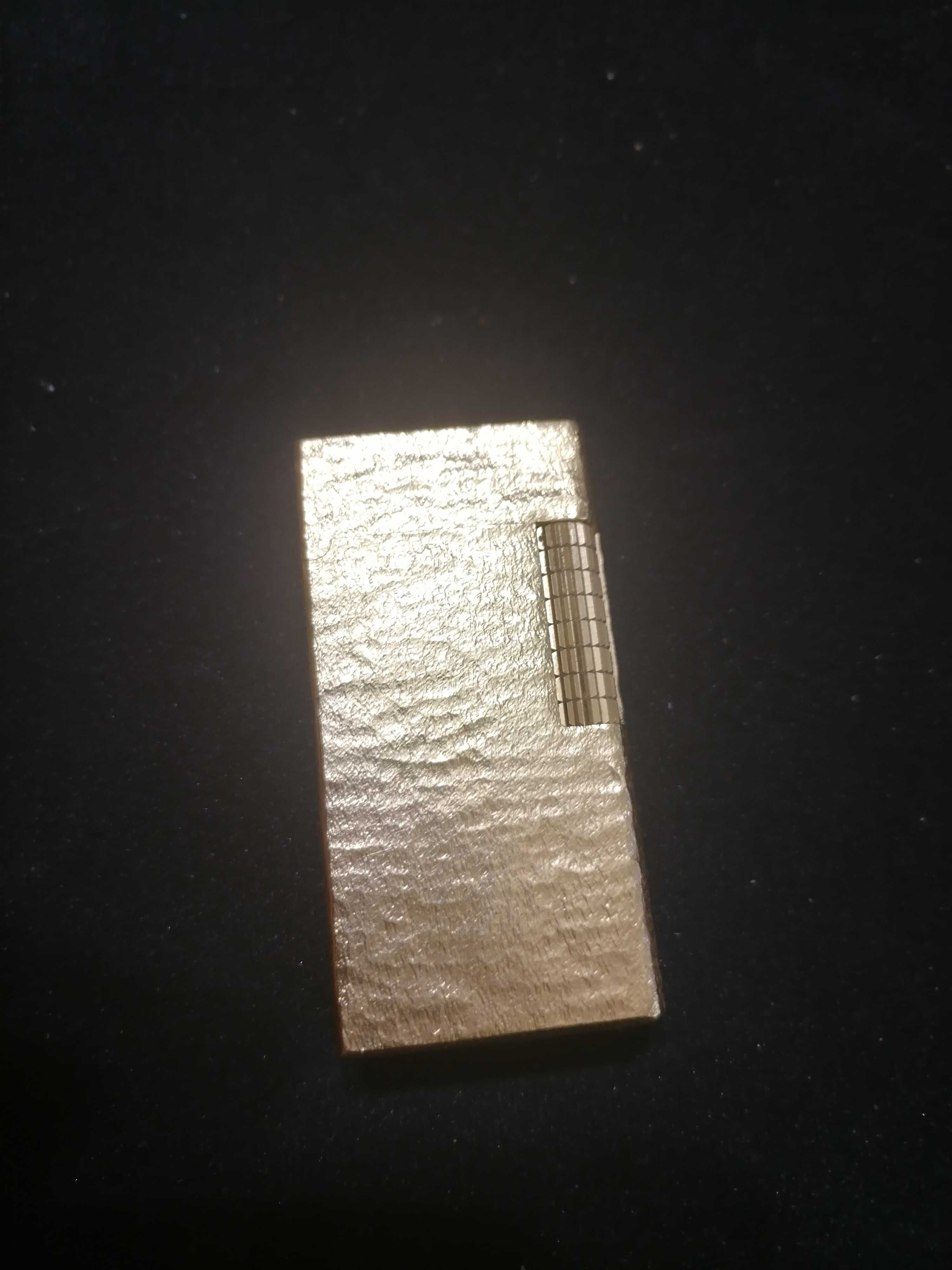Bricheta Dunhill gold bar