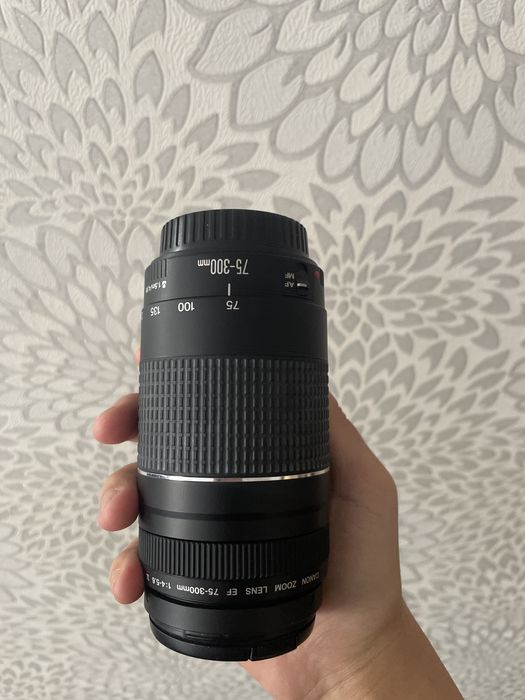 Продам объектив Canon 75-300mm