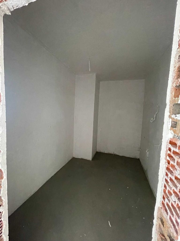 Продава се Тристаен апартамент в София, Дружба 2 - 93 кв.м за 1441 €/кв.м - Снимка #3