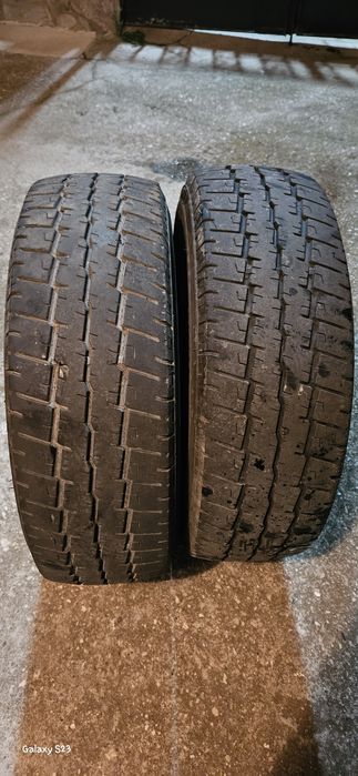2 бр. Гуми за бус 215/70/R15C
