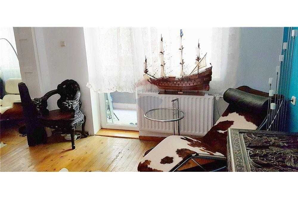 Продава се Тристаен апартамент в Русе, Център - 80 кв.м за 1749 €/кв.м - Снимка #2
