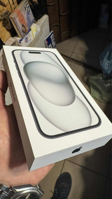 Iphone 15 черен 128gb неразпечатан