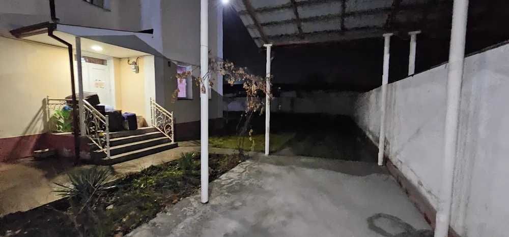 Срочно сдается котедж 4 комнаты,3 сотки,Гулзор,Янгихаетский район.