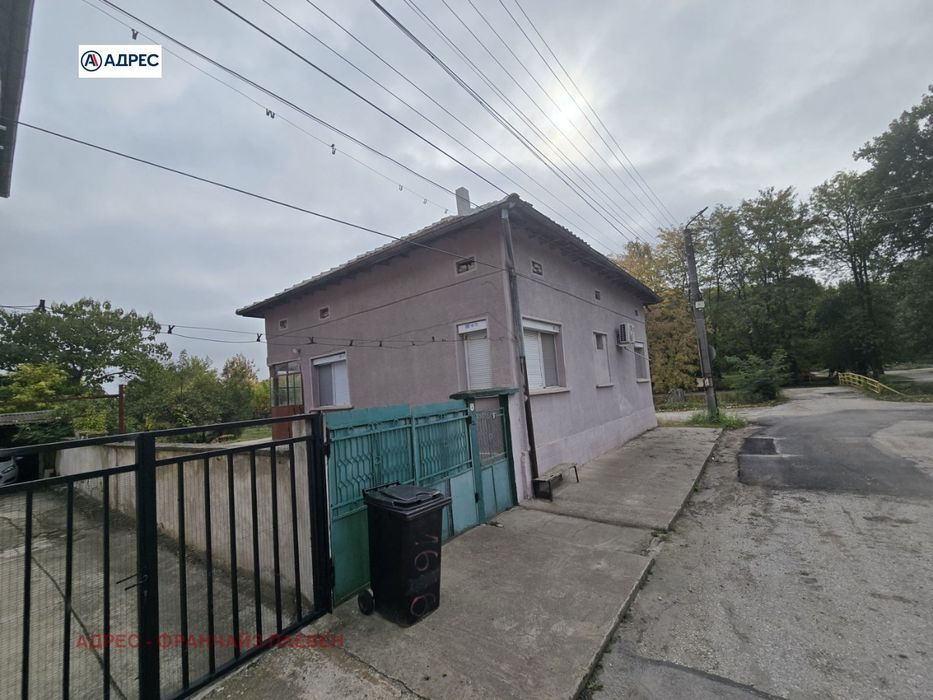 Къща в Плевен, област-гр.Долни Дъбник площ 110 цена 110000