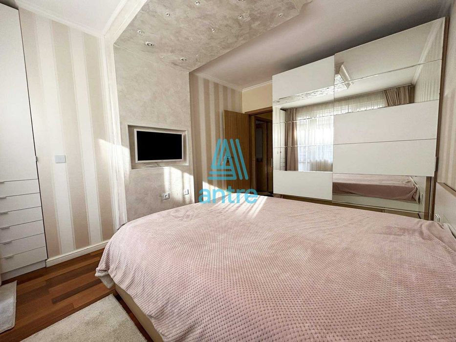 Дава се под наем Двустаен апартамент в София, Център - 72 кв.м за 850 € - Снимка #4