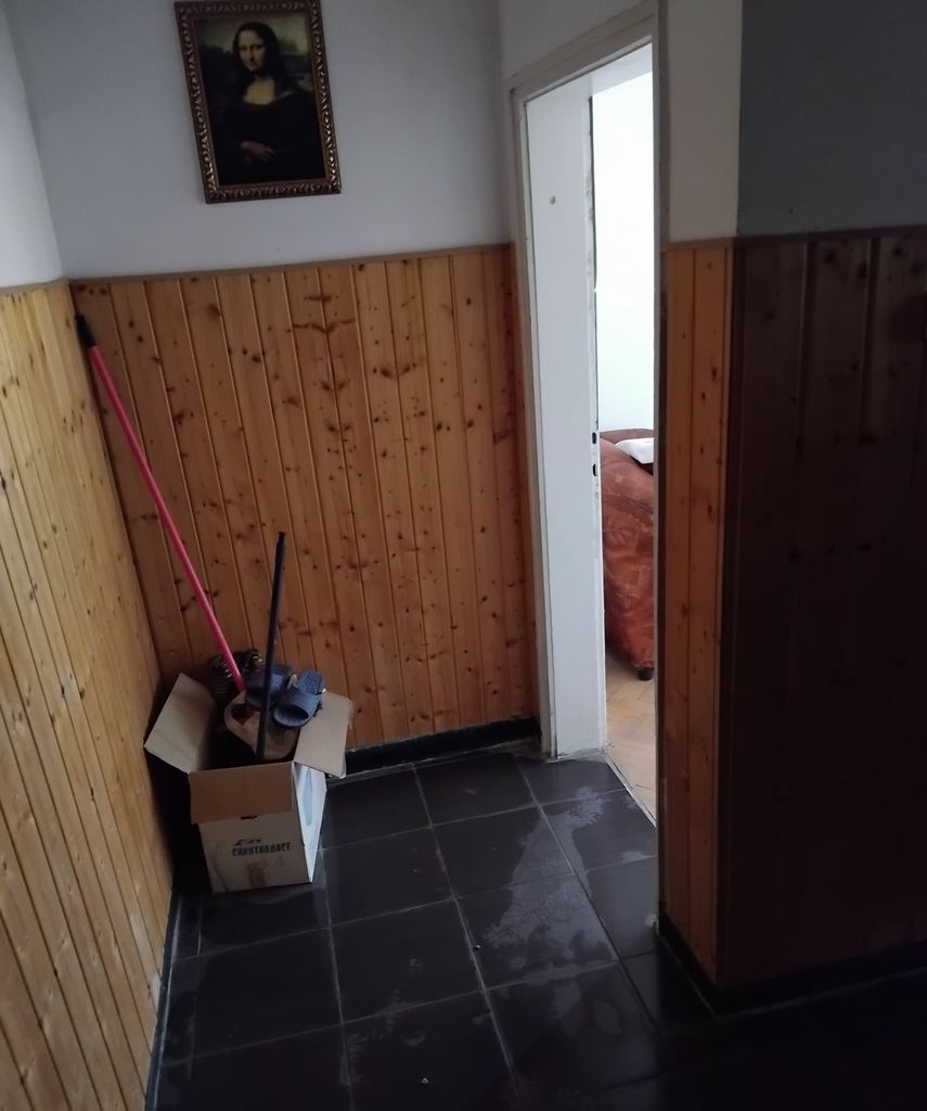 Продава се Тристаен апартамент в Бобов дол - 60 кв.м за 272 €/кв.м - Снимка #5