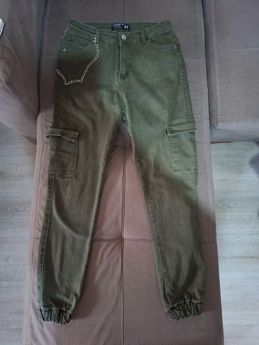 Дамски дънки размер Л