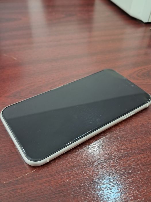 В продаже iPhone 11