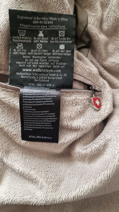 Дамско яке с марка Wellensteyn, размер "S"