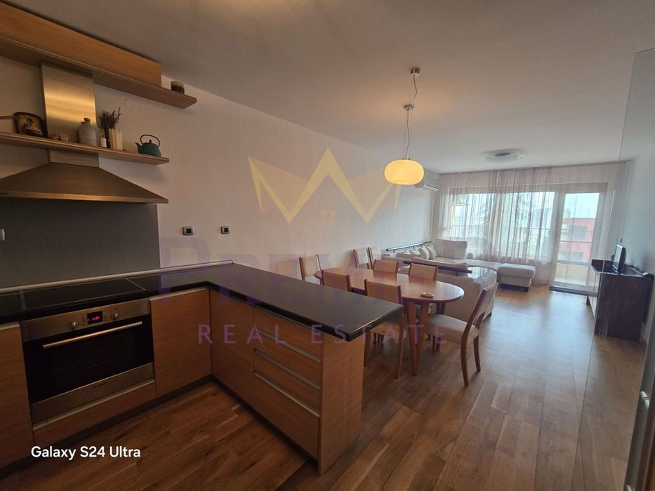 Продава се Четиристаен апартамент в Варна, Бриз - 125 кв.м за 2240 €/кв.м - Снимка #3