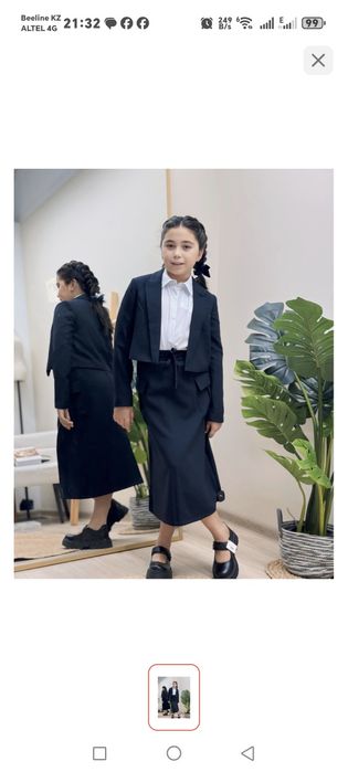 Продам пиджак синего цвета deloras