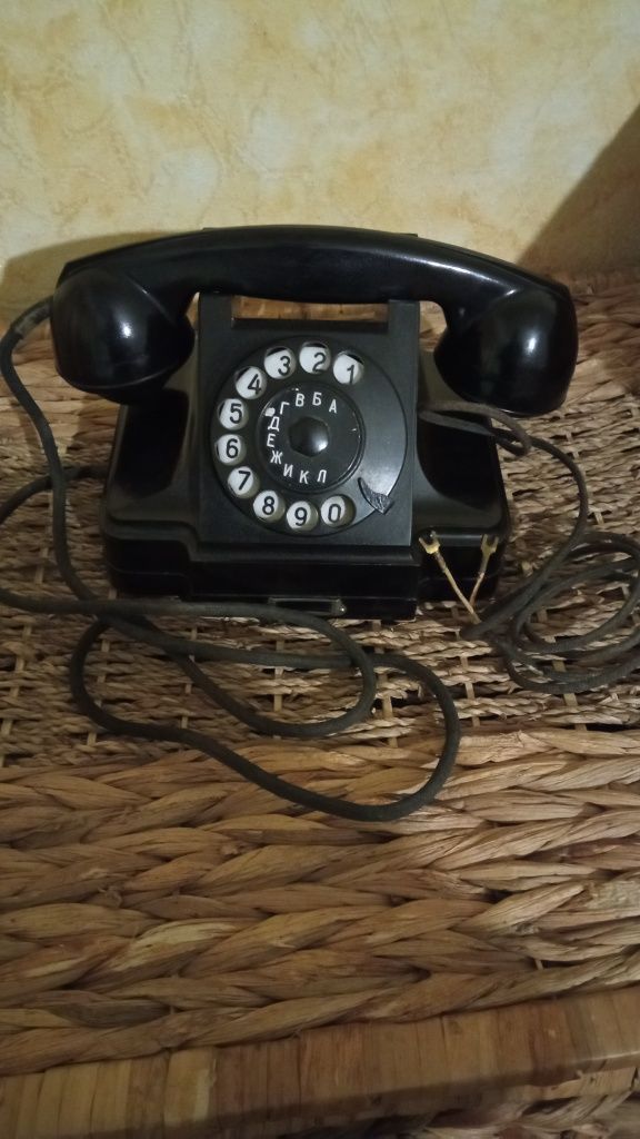 1954 год СССР телефон карболитовый.