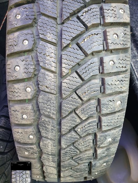 Продам шины шипы R 14