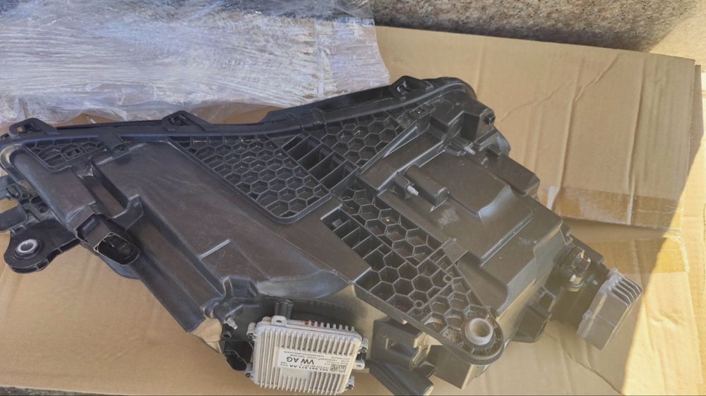 Оригинални Фарове Skoda Superb III Facelift – Full LED, без забележки