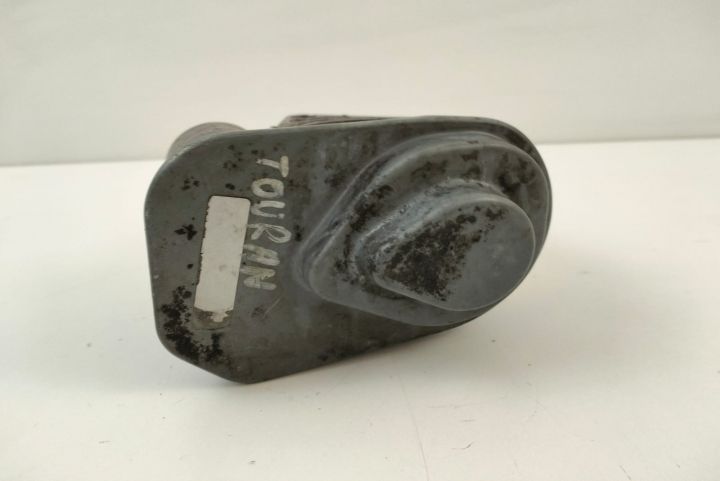 Clapeta acceleratie 038128063M Volkswagen VW Golf a 5-a generatie