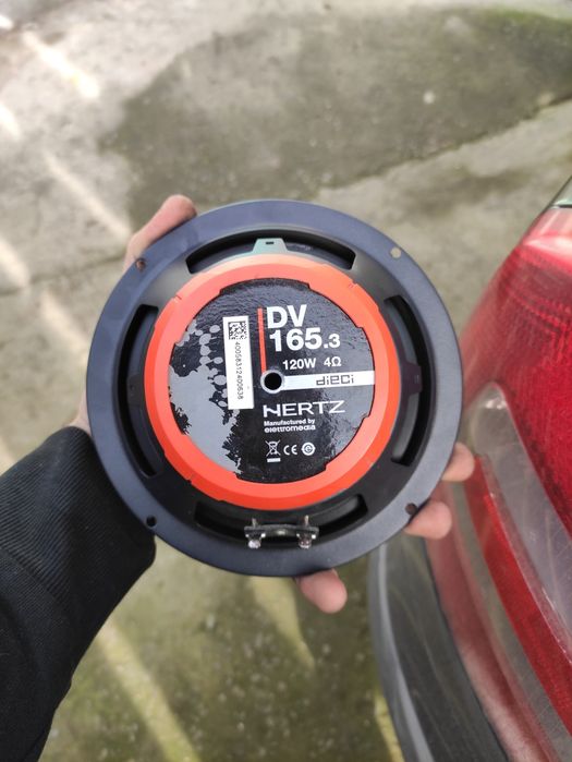 Vând boxe auto Hertz Gieci