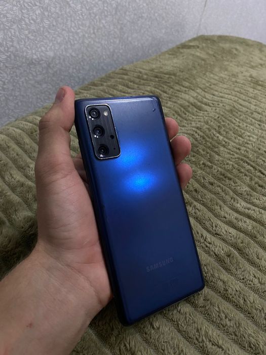 Продам или обменяю самсунг s20 fe