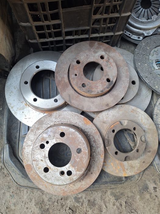 Автозапчасти аксессуары