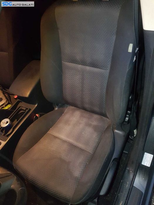 Scaun Textil cu Incalzire Stanga Fata Sofer Mazda 3 2009 - 2013
