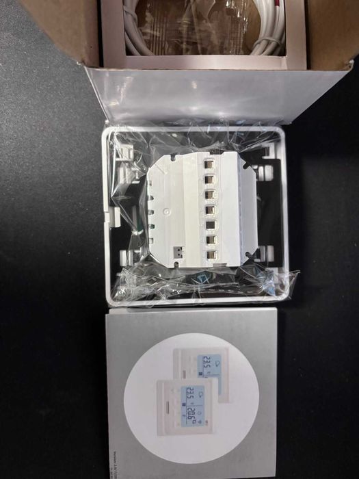 Терморегулатор / Термостат за подово отопление R5M IP20