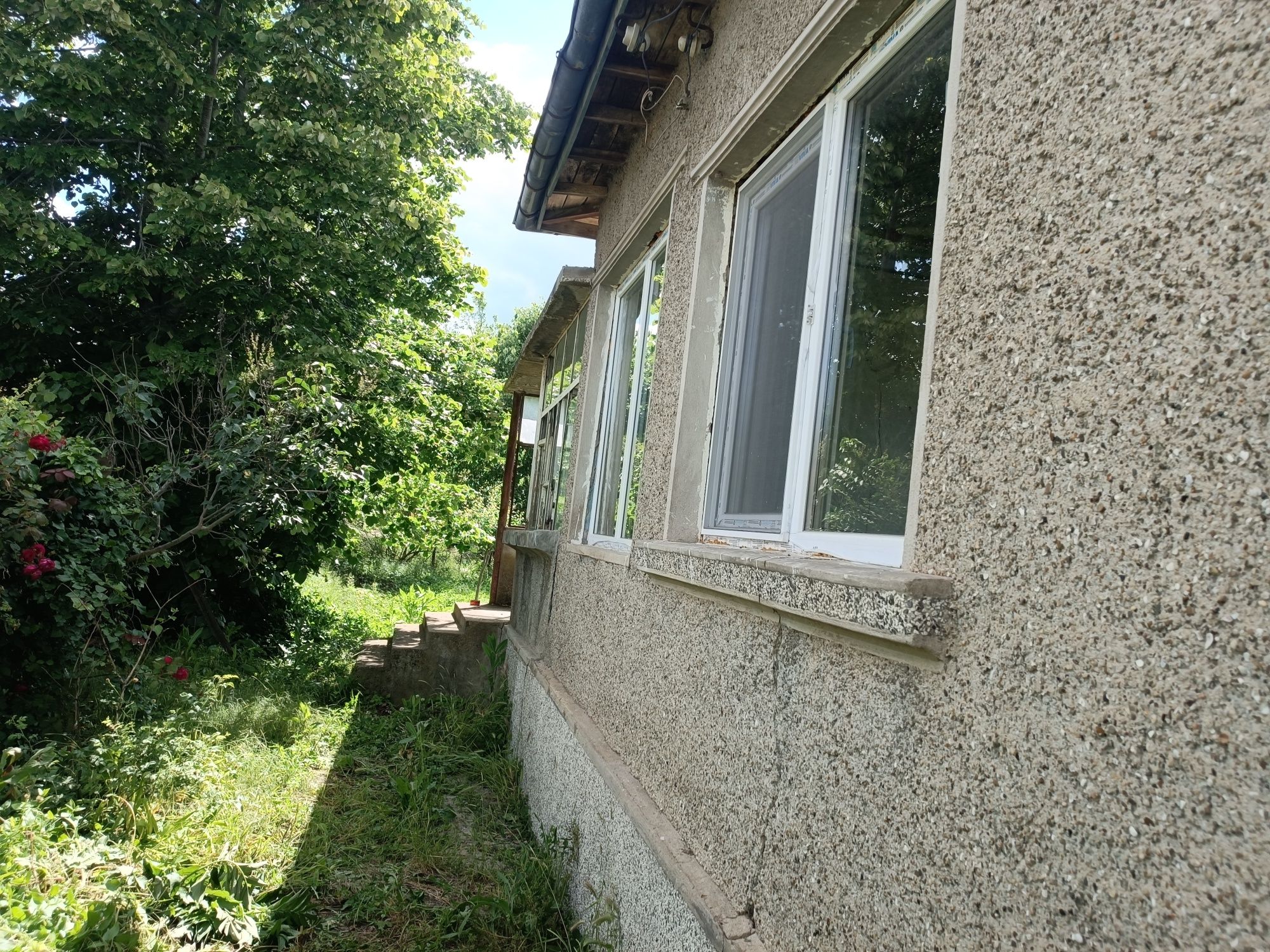Продавам Къща с.Рудник обл.Варна